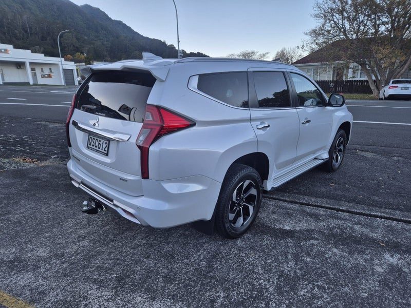 2024 Mitsubishi Pajero Sport VRX 4WD, photo 2