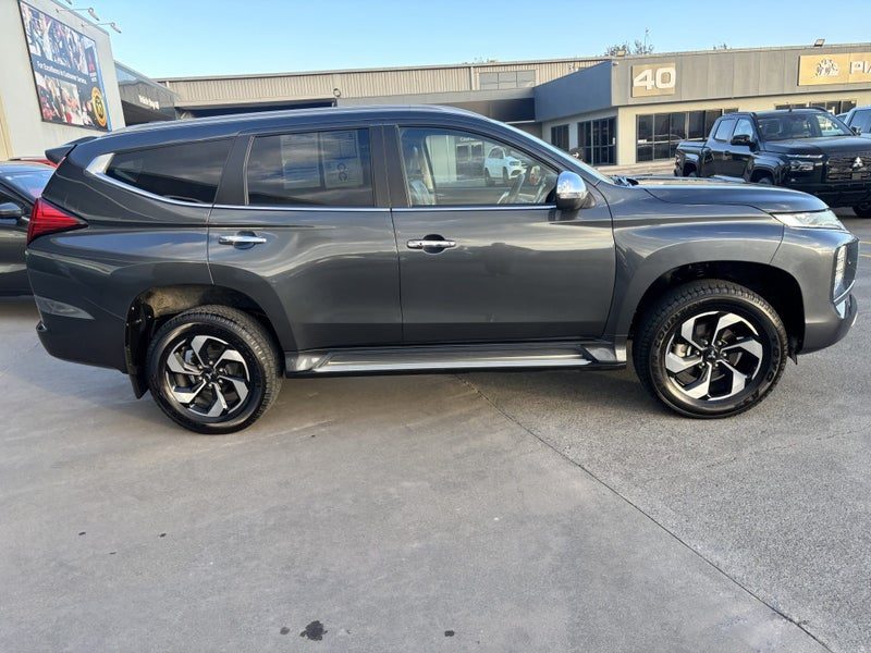 2024 Mitsubishi Pajero Sport VRX 4WD, photo 2