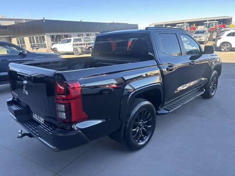 2026 Mitsubishi Triton VRX 2WD, photo 3
