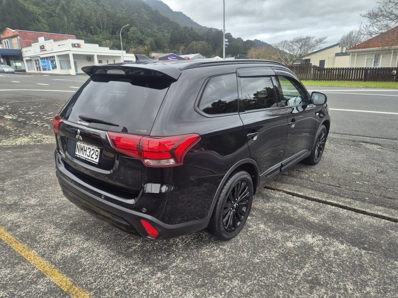 2021 Mitsubishi Outlander SP 4WD, photo 2