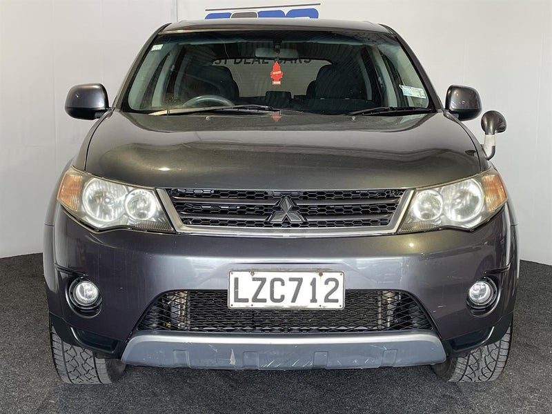 2006 Mitsubishi Outlander, photo 2