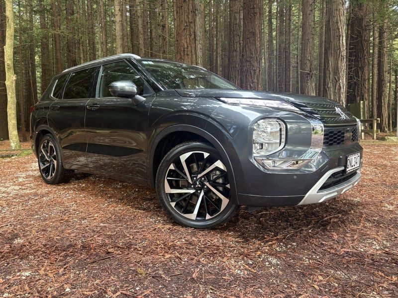 2024 Mitsubishi Outlander VRX