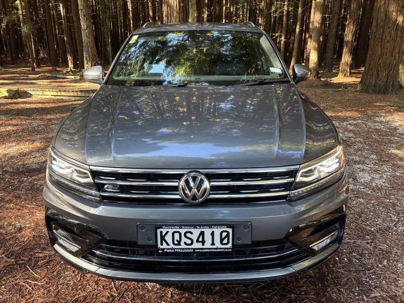 2017 Volkswagen Tiguan TSI R-LINE, photo 2