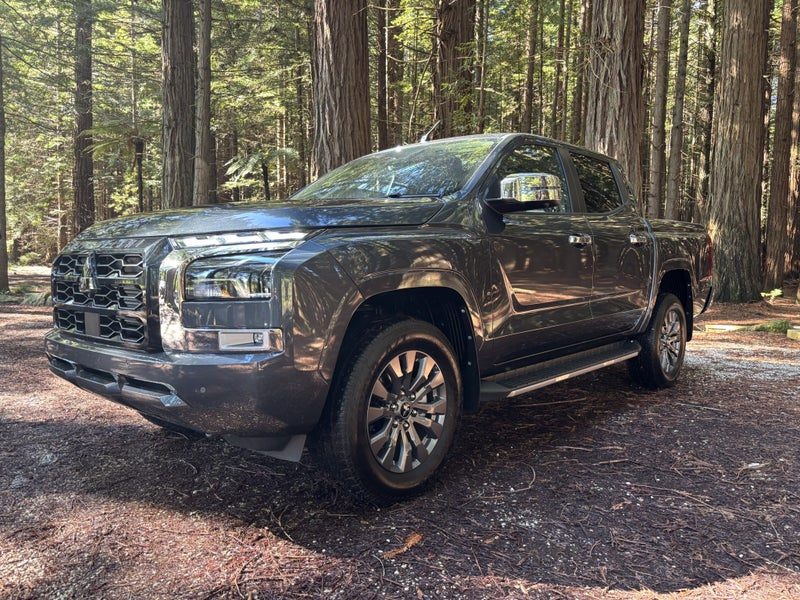 2026 Mitsubishi Triton GLXR 4WD, photo 3