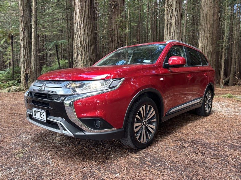 2021 Mitsubishi Outlander LS, photo 3