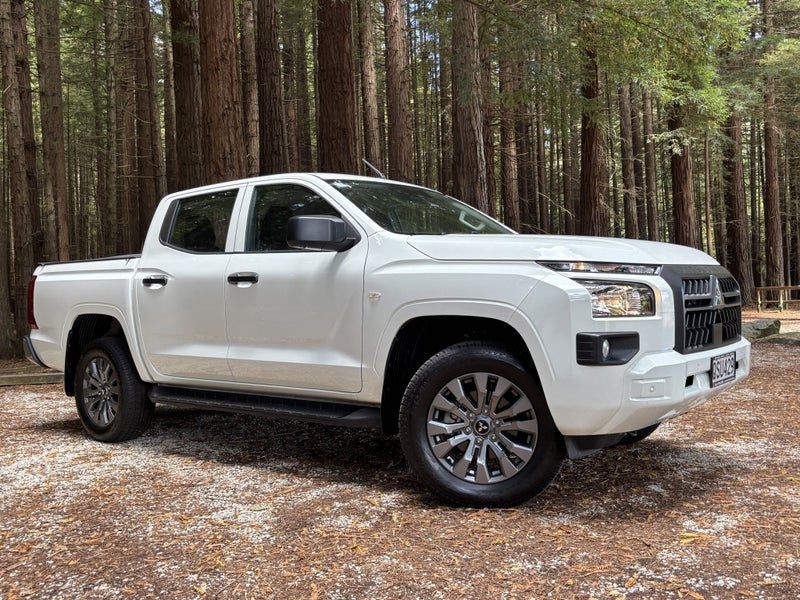 2024 Mitsubishi Triton GLX 4WD