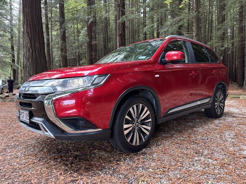 2022 Mitsubishi Outlander LS, photo 3