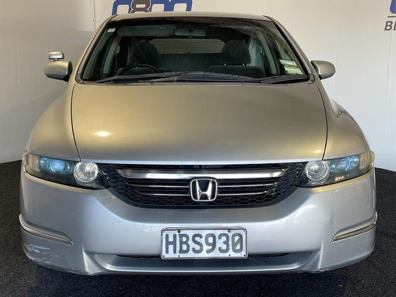 2004 Honda Odyssey, photo 2
