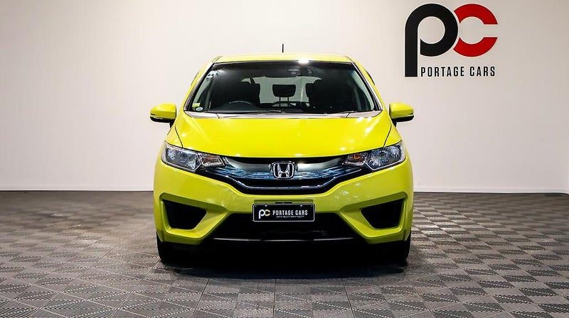 2015 Honda Fit Hybrid F Package, photo 2