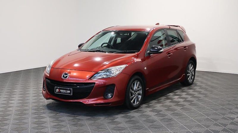 2013 Mazda Axela Sports 15S Sports Edition, photo 3