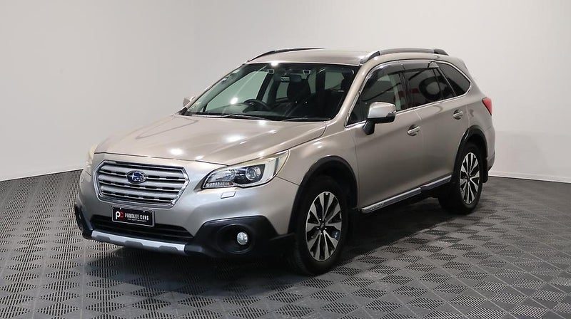 2015 Subaru Outback Limited AWD, photo 3