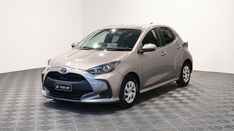 2021 Toyota Yaris Hybrid X, photo 3