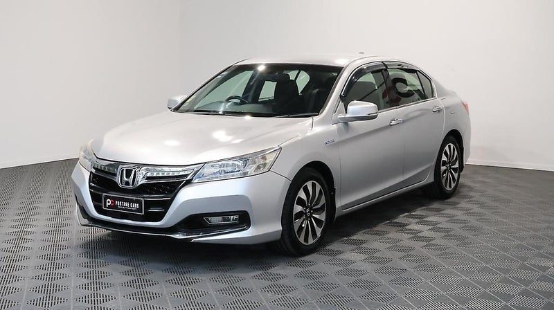 2013 Honda Accord Hybrid LX, photo 3