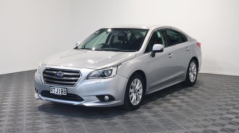 2015 Subaru Legacy B4, photo 2