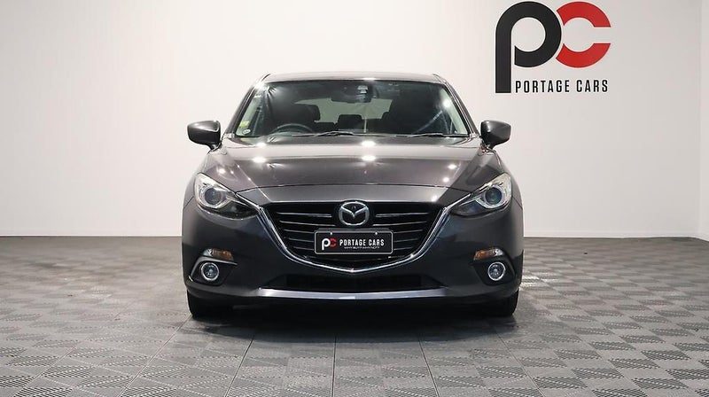 2014 Mazda Axela Sports 20S Touring, photo 2