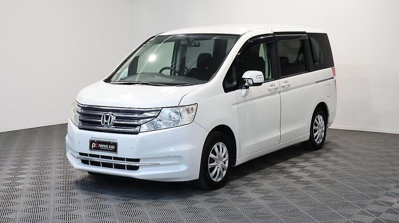 2012 Honda Step Wagon G Inter Navi E Selection, photo 3