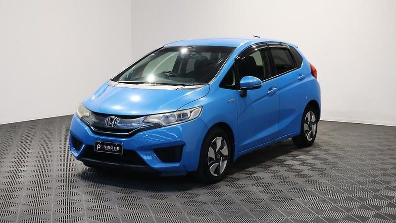 2015 Honda Fit Hybrid F-Package, photo 3