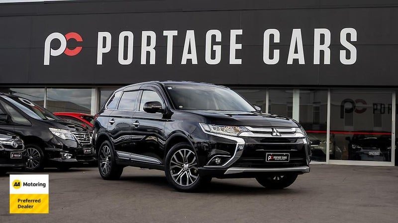 2015 Mitsubishi Outlander 4WD Push start, 7 Seater