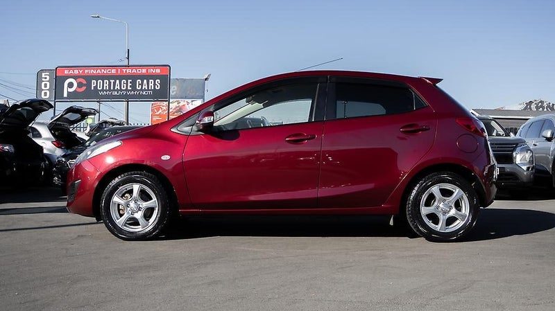 2013 Mazda Demio 1.3S LOW KMS I stop, photo 3