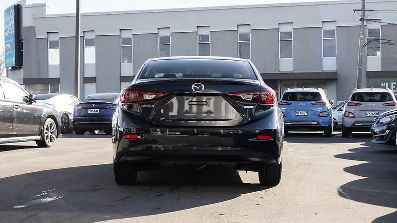 2014 Mazda Axela 15S - 6 Speed Manual, photo 3