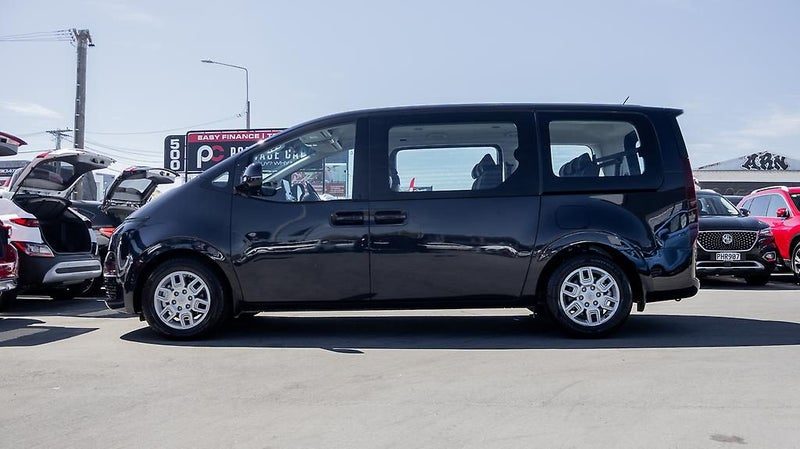 2022 Hyundai Staria 2.2DT/8AT NZ NEW 8 SEATER, photo 3