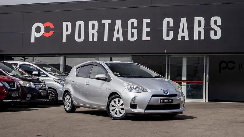 2013 Toyota Aqua S spec, Push start