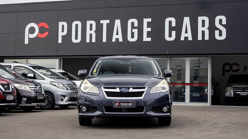 2012 Subaru Legacy Wagon, photo 2