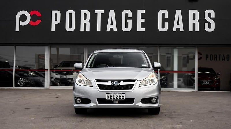 2013 Subaru Legacy TOURING WAGON Leather PKG, photo 2