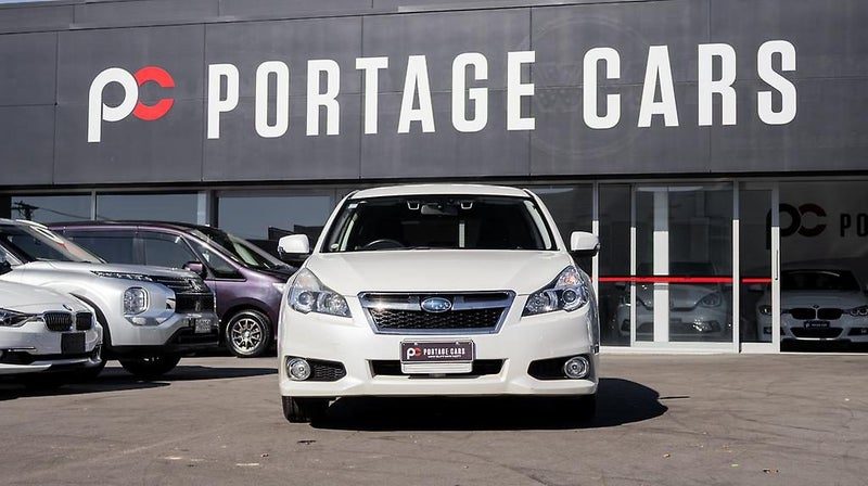 2013 Subaru Legacy Touring wagon 2.5i AWD, photo 2