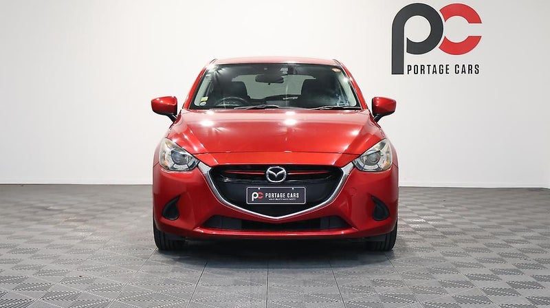 2016 Mazda Demio 13S Touring, photo 2