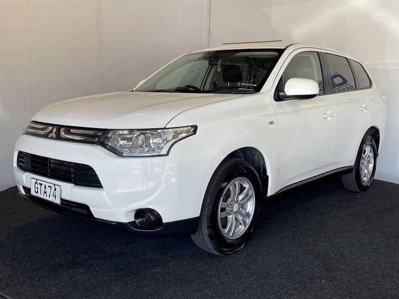 2013 Mitsubishi Outlander 2.0 2WD LS, photo 3