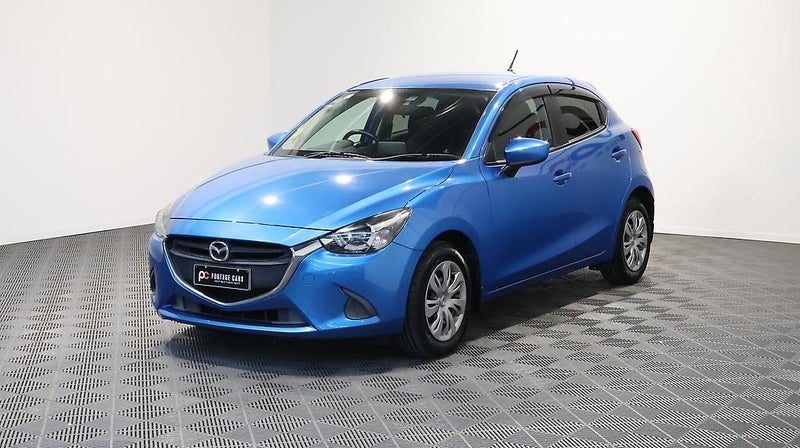 2015 Mazda Demio 13S + Push Start + Reverse Camera, photo 3