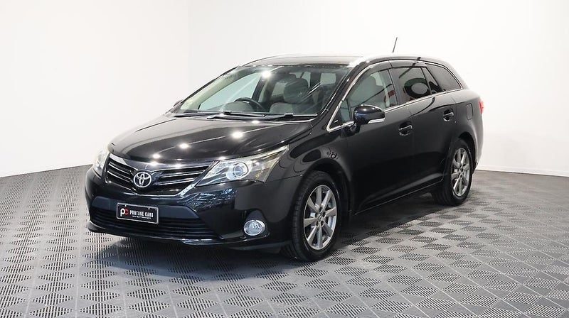 2013 Toyota Avensis Wagon Li, photo 2
