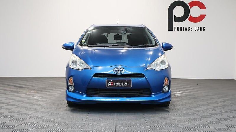 2012 Toyota Aqua G, photo 2