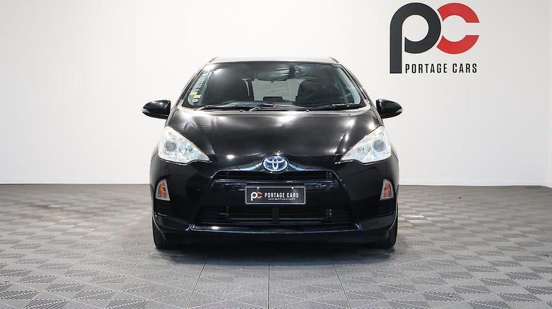 2012 Toyota Aqua S MODEL, photo 2