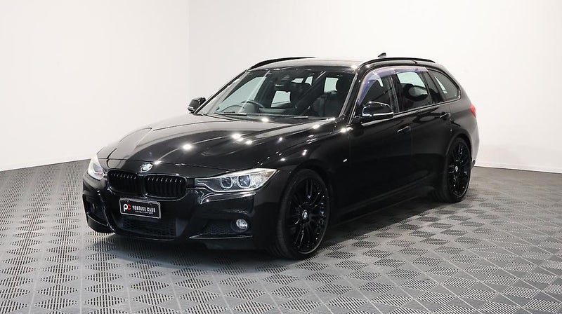 2013 BMW 320i Touring M Sports, photo 3