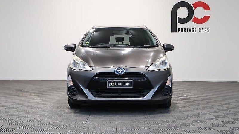 2015 Toyota Aqua S MODEL, PUSH START, BLUETOOTH, photo 2