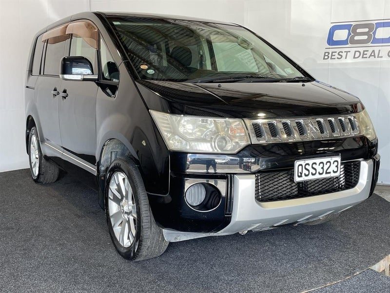 2007 Mitsubishi Delica D5