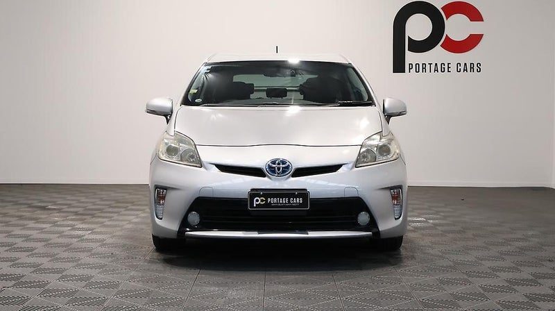 2012 Toyota Prius S Model + Push Button Start, photo 2