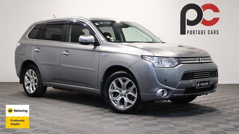 2013 Mitsubishi Outlander PHEV G Navi-Package 4WD