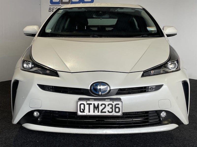 2019 Toyota Prius Hybrid, photo 2
