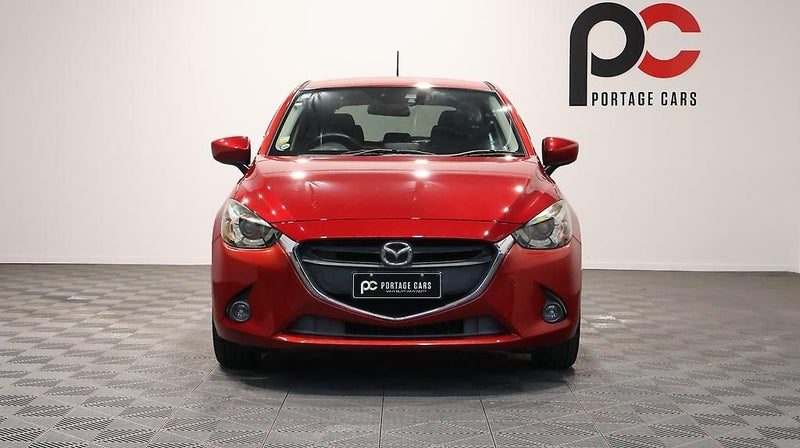2014 Mazda Demio 13S, photo 2