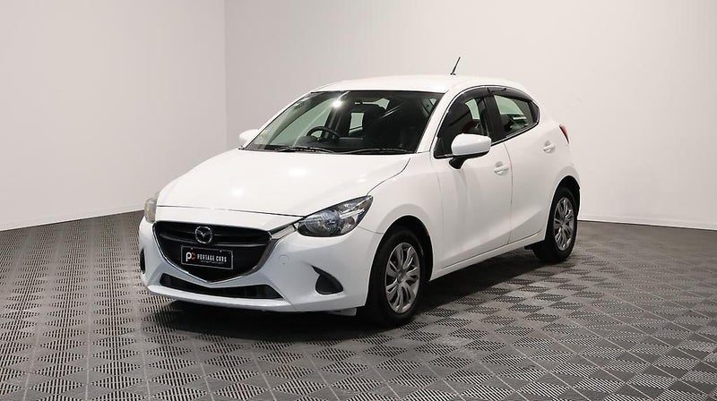 2016 Mazda Demio 13C PUSH BUTTON START, photo 3