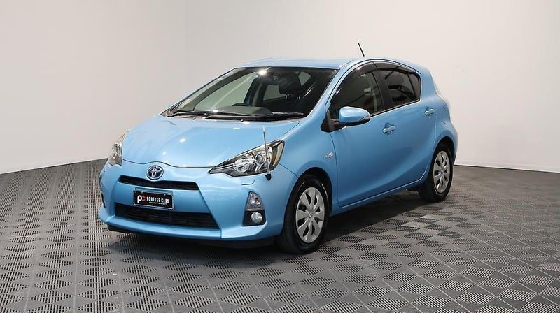 2013 Toyota Aqua S Model, Push Start, photo 3