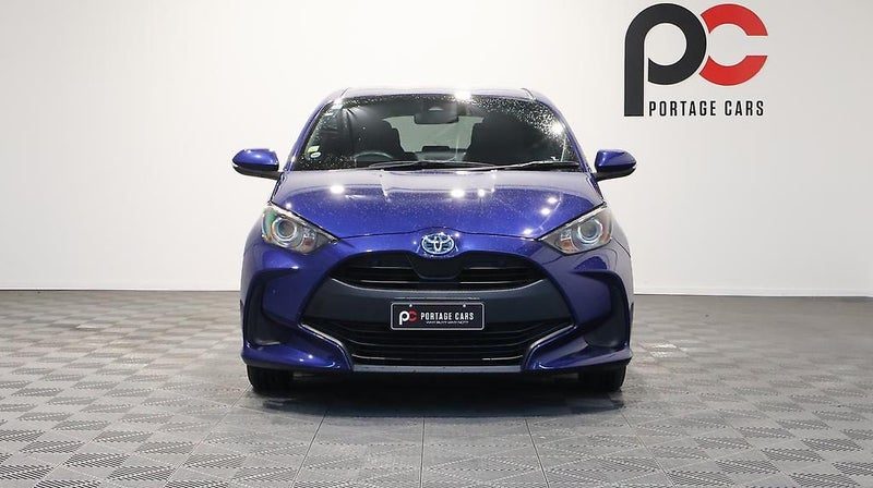 2021 Toyota Yaris Hybrid X, photo 2