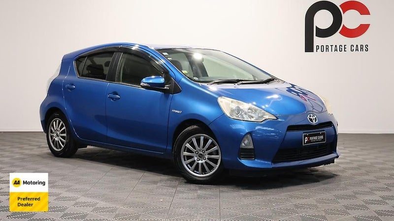 2013 Toyota Aqua S