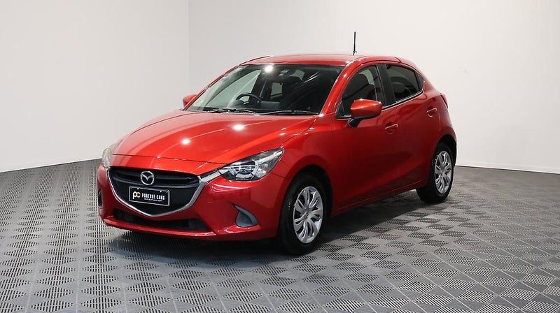 2014 Mazda Demio 13S + Push Start, photo 3