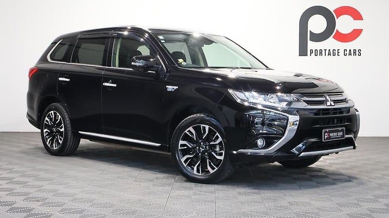 2015 Mitsubishi Outlander PHEV G Navi Package 4WD