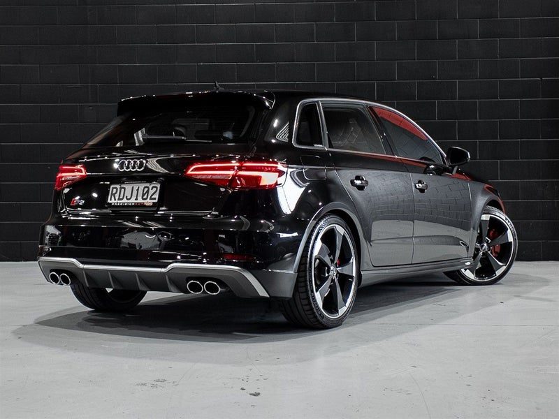 2017 Audi S3 Sportback 2.0 TFSI Quattro, photo 3