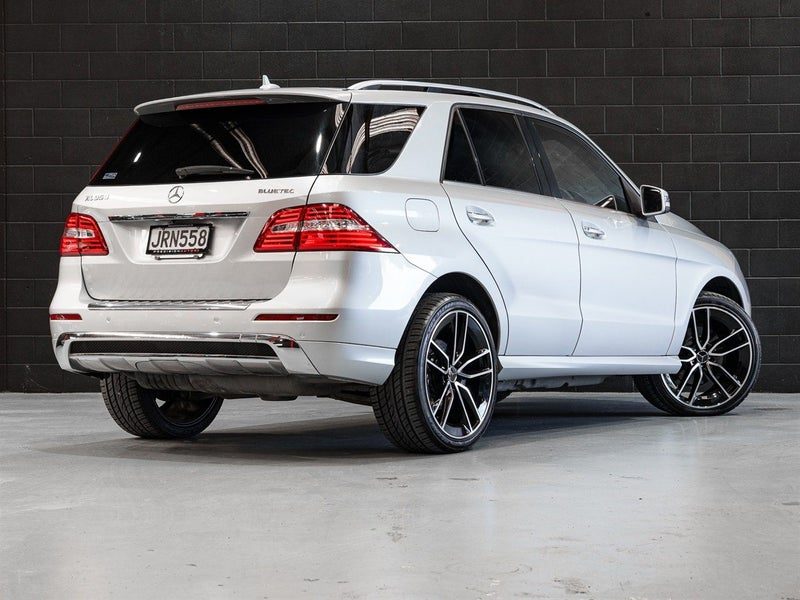 2012 Mercedes-Benz ML 350 AMG 4MATIC, photo 3